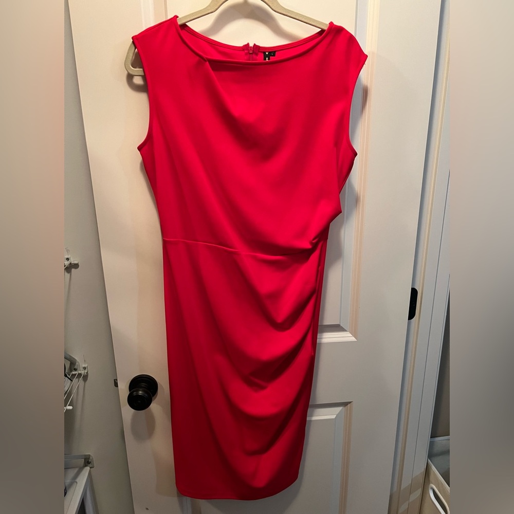 Elegant Red Sleeveless Dress